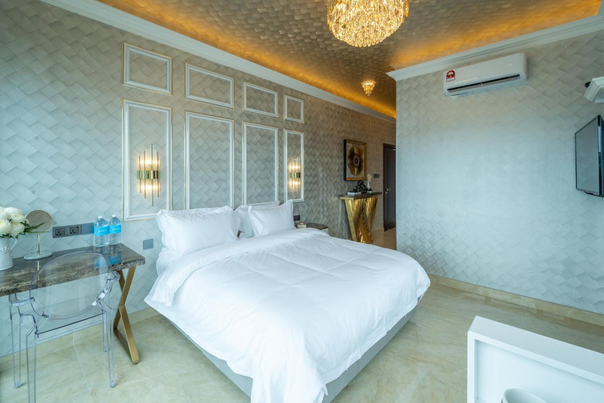 Ritz Residence @ Imago Loft B 7Th Floor Kota Kinabalu Ngoại thất bức ảnh