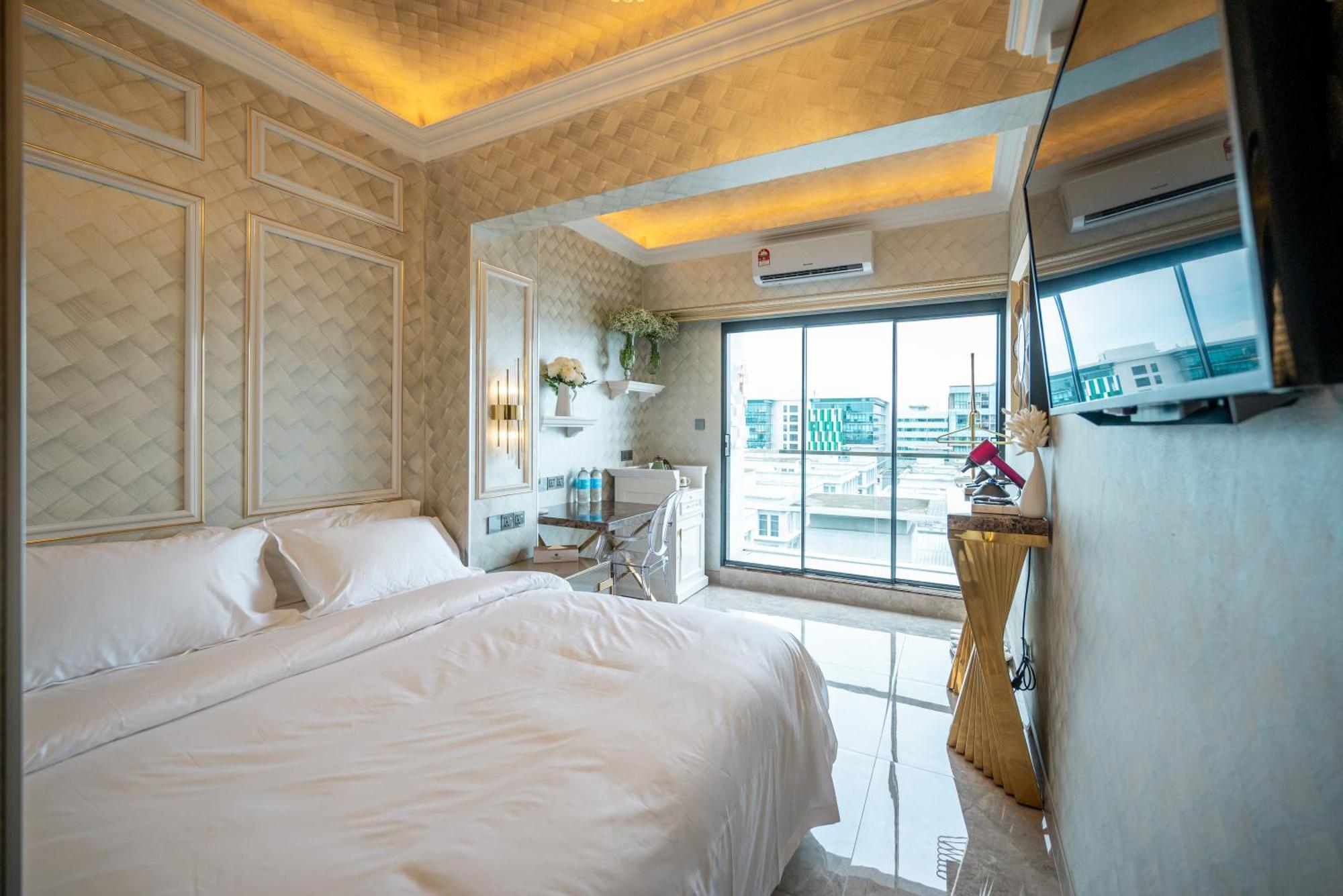 Ritz Residence @ Imago Loft B 7Th Floor Kota Kinabalu Ngoại thất bức ảnh